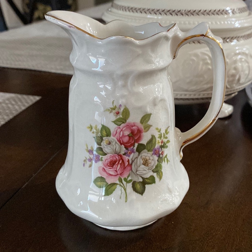 Vintage Old Foley James Kent (England) Harmony Rose Pitcher!